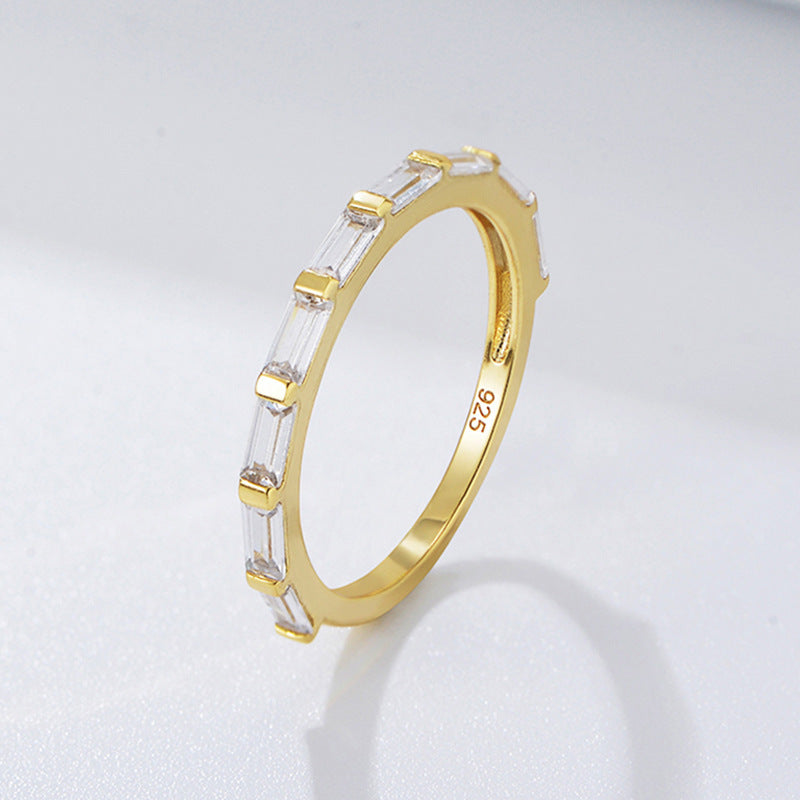 Self-Directed Ring
