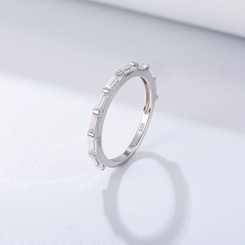 Self-Directed Ring